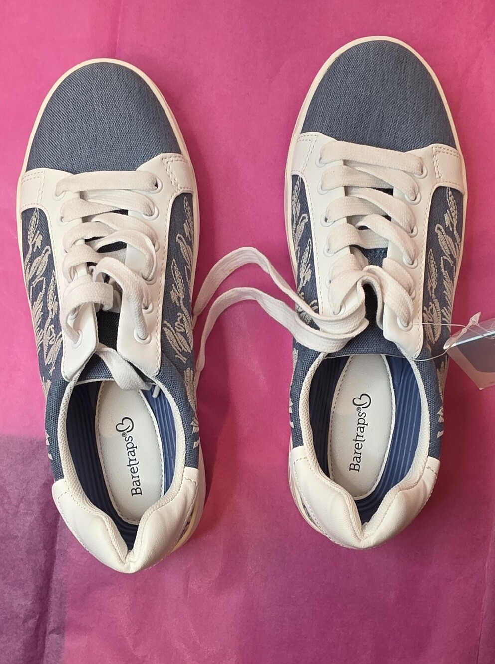 NWT BareTraps Blue and White Lace-Up Women's Sneakers, Size 8M
